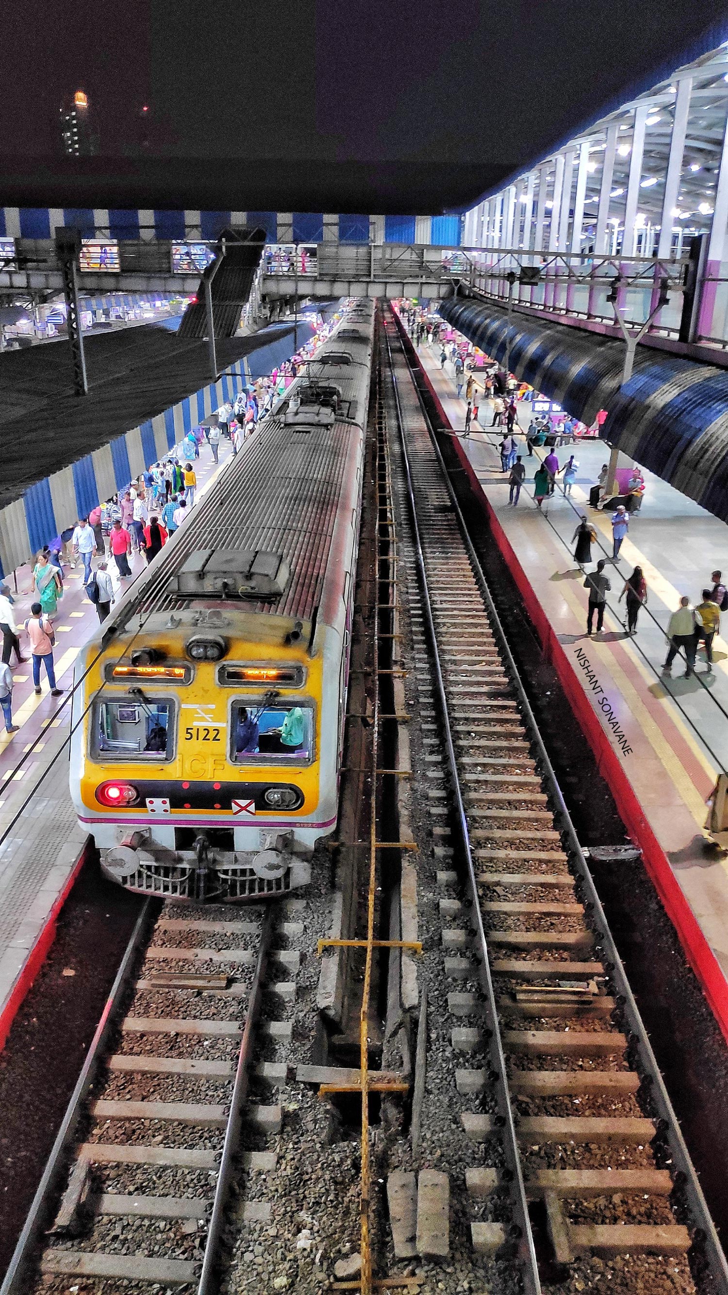 Borivali railway station photograph